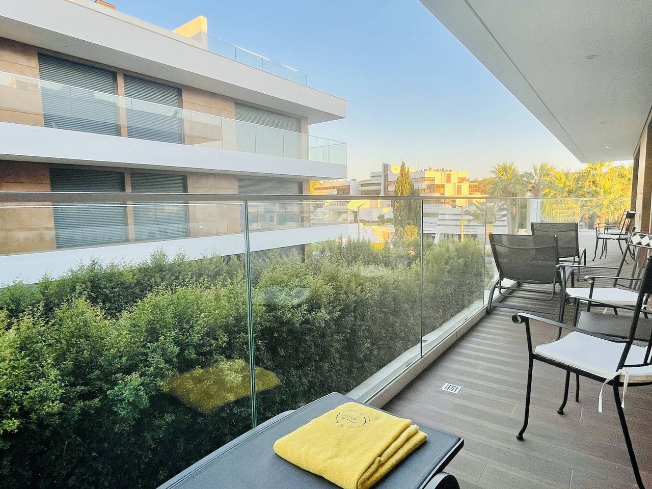 Entire apartment, Modern apartment in Albufeira, 6 ppl, Ac, pool, Wi-Fi in Albufeira, Faro District