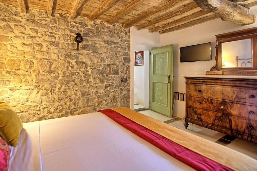 Villa en Sesto Fiorentino con 6 habitaciones, capacidad 12 in Sesto Fiorentino, Provincia de Firenze
