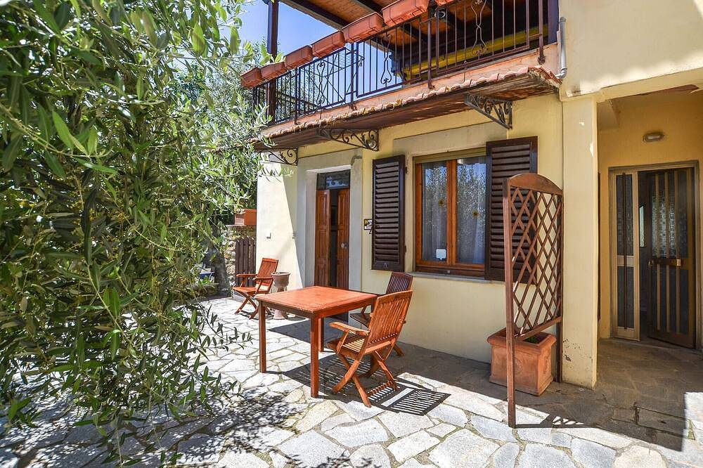 Apartamento entero, Precioso apartamento en Arezzo con piscina al aire libre. in Arezzo, Provincia de Arezzo