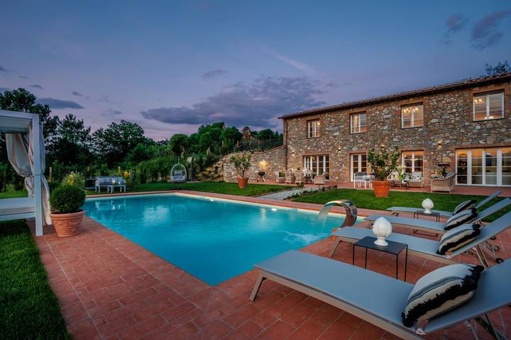 Location de vacances pour 6 personnes, avec jacuzzi ainsi que jardin et terrasse à Montecarlo (Toscane) - 3