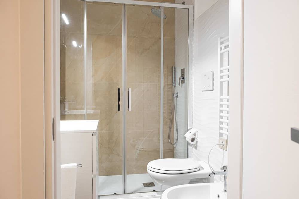 Sun&Moon Accommodation 15 m walk from the center of Bari. Well-serviced area. in Bari, Bari Province