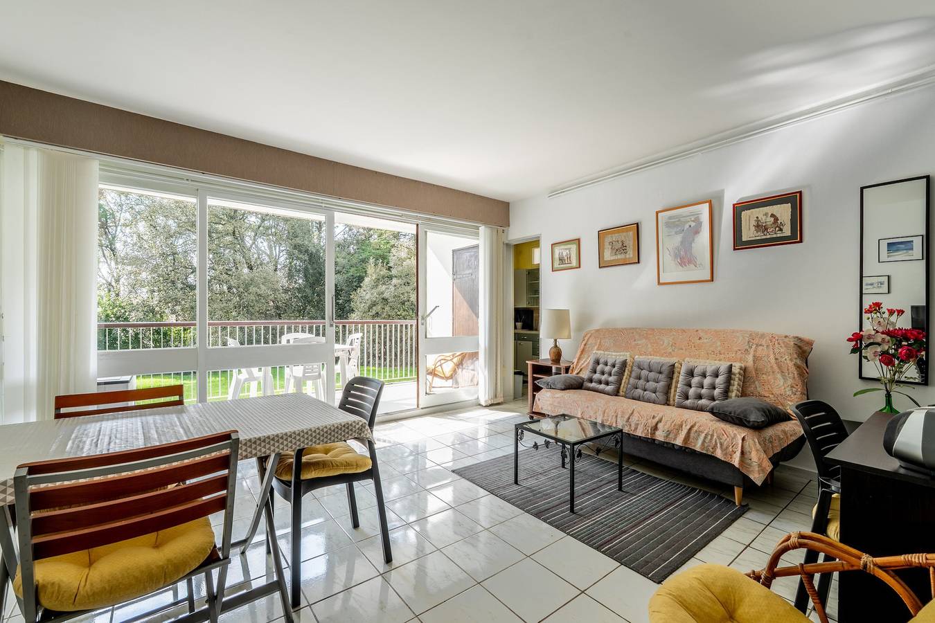 Appartement entier, Aux Pins Maritimes, avec belle terrasse - A22 in Pornic, Côte de Jade