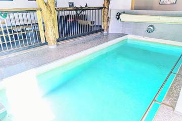 Gîte pour 10 personnes, avec terrasse et jardin à Ponteils-et-Brésis