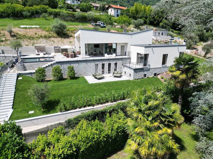 Villa per 6 persone, con Idromassaggio e Terrazza a Tremezzina