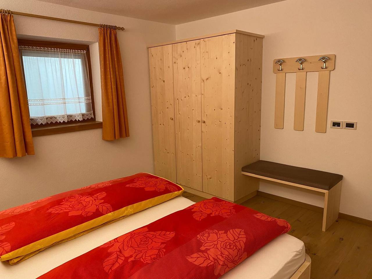 Ganze Wohnung, Apartment „Bergsteiger“ mit Gemeinschaftsgarten und Wlan in St. Martin in Thurn, Dolomiti Superski