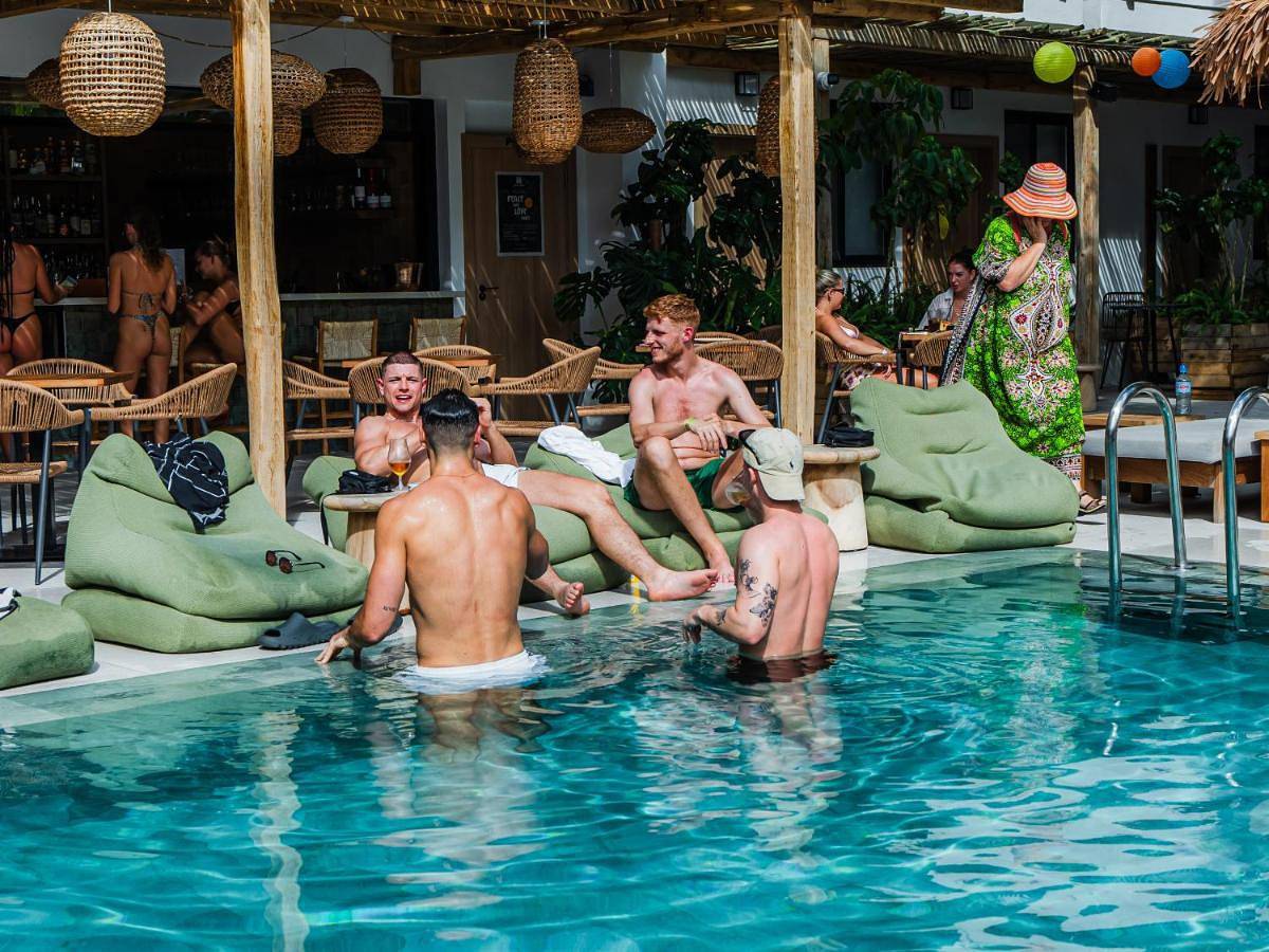 Aparthotel Casita Blanca - Adults Only in Ocean Beach Ibiza, Sant Antoni de Portmany