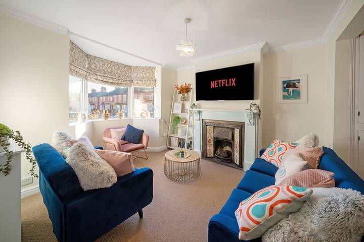 Holiday home for 6 people, with garden, with pets in Cirencester