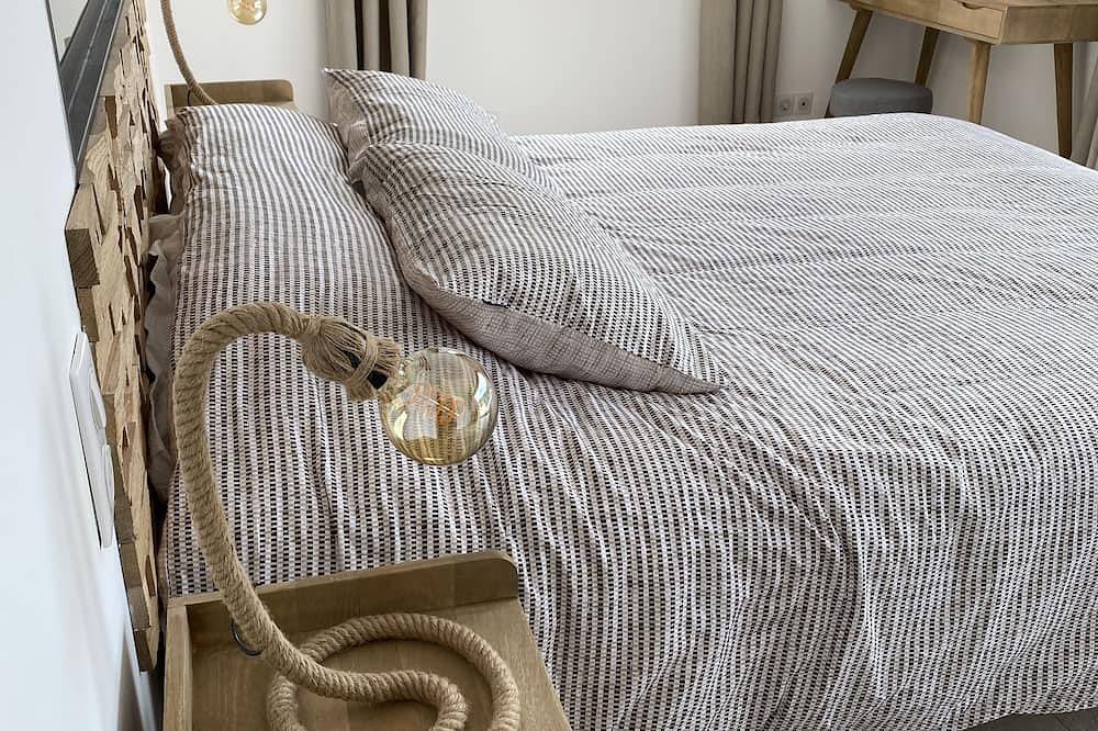 Superb modern villa with all comforts in the heart of the Esterel mountains in Les Adrets-de-l'Estérel, Massif de l'Esterel