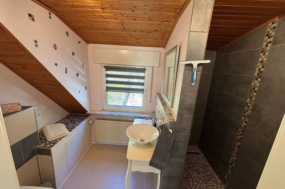 Ganze Wohnung, Ferienwohnung/App. für 6 Gäste mit 130m² in Sankt Goarshausen in Sankt Goarshausen, Mittelrhein