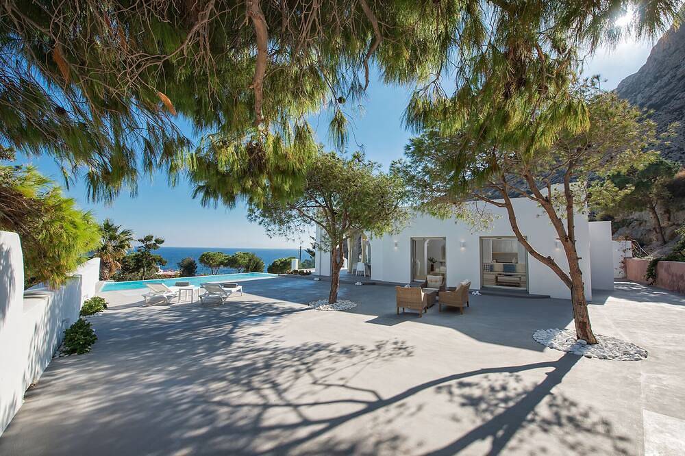 Casa vacanza a Kamari a partire da 959€ a notte