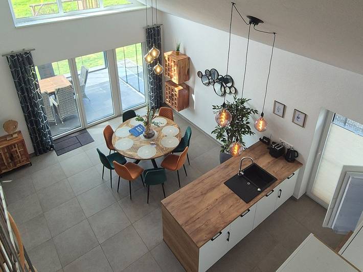 Ferienhaus für 10 Personen, mit Ausblick und Garten sowie Pool und Sauna, mit Haustier in Jade