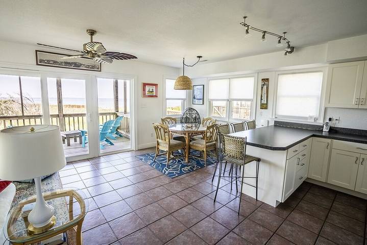 Vacation rental for 4 people, with balcony in Ocracoke