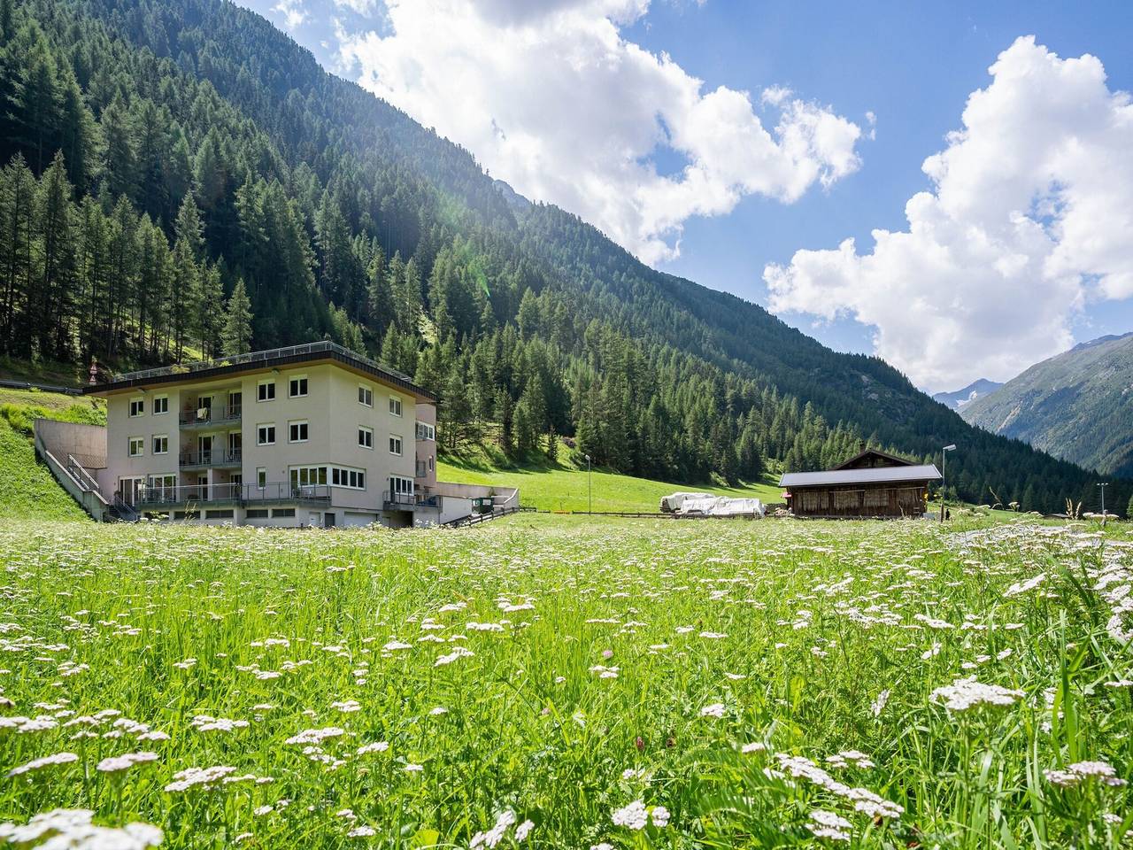 Apartamento entero, Lovely Apartment in Zwieselstein with Balcony and 2 Showers in Weißkamm, Sölden