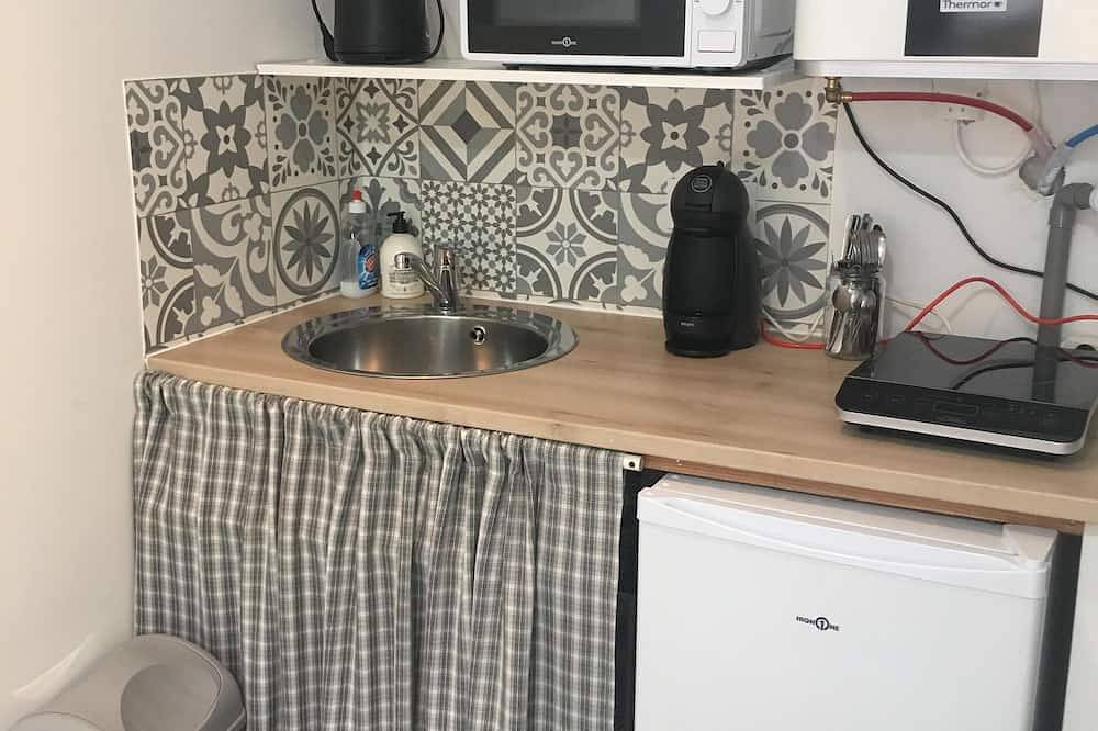 21-Cottage-Family-Ensuite with Shower-Garden view in Bouchemaine, Angers region
