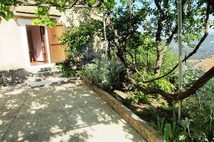 Location de vacances pour 4 personnes, avec terrasse et jardin, animaux acceptés à Sant'Andréa-d'Orcino - 4
