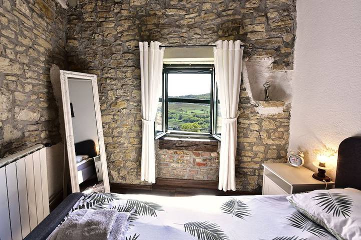 Ferienhaus für 4 Personen, mit Balkon und Terrasse sowie Pool in Motovun - 3