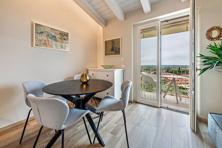 Ferienwohnung für 2 Personen, mit Balkon und Seeblick in Cavaion Veronese - 2