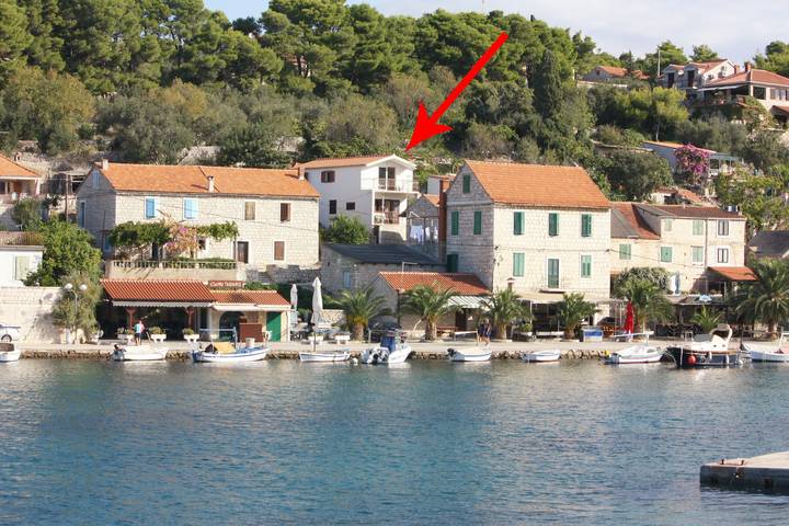 Ferienwohnung für 4 Personen, mit Balkon/Terrasse, mit Haustier auf Solta