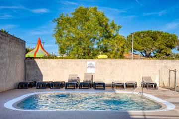 Camping für 5 Personen in Gallargues-le-Montueux, Nimes und Umgebung, Bild 1