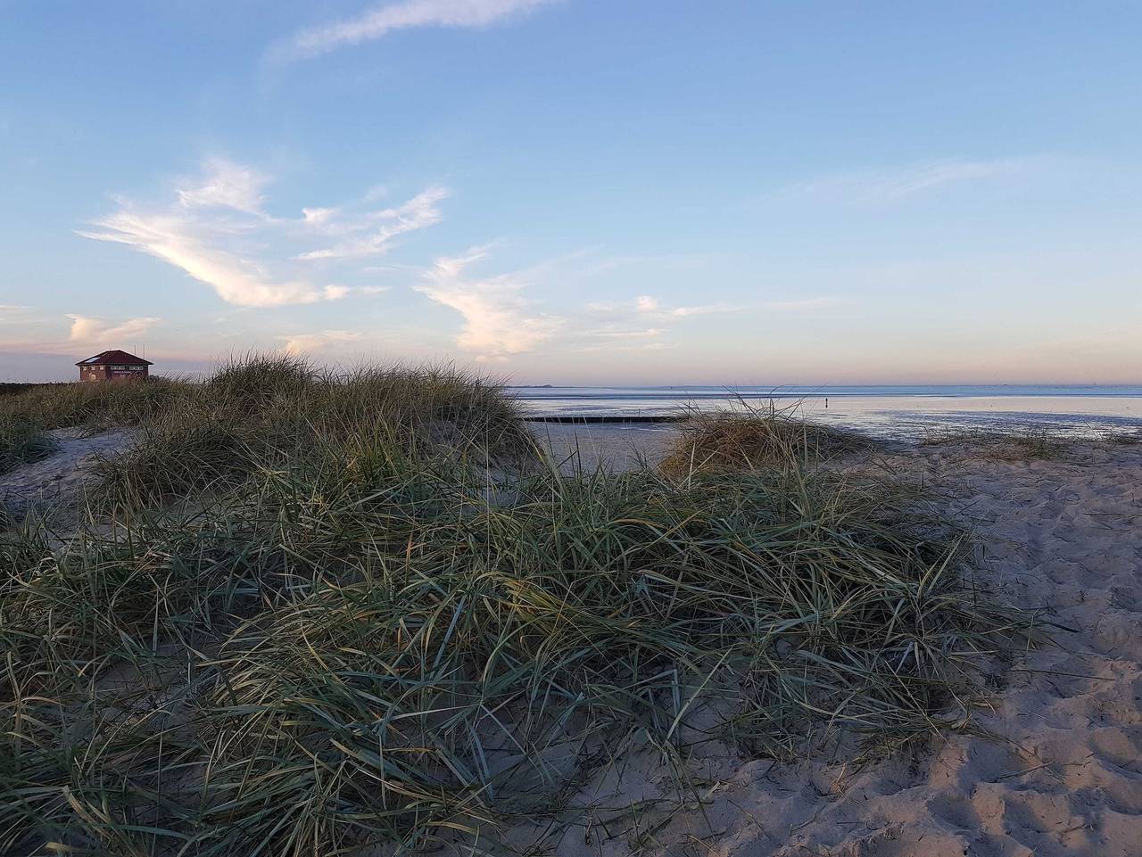 Ganze Ferienwohnung, Helle Balkonwohnung Juist - Ferienwohnung Juist in Hooksiel, Wangerland
