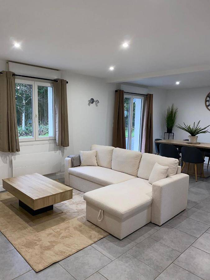 Gîte pour 4 personnes, avec jardin et terrasse dans Flaignes-Havys