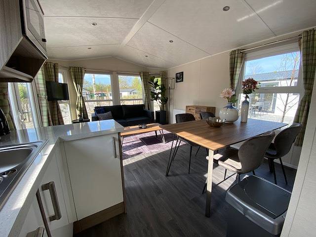Europarcs Zuiderzee — Berkel 6 in Veluwemeer