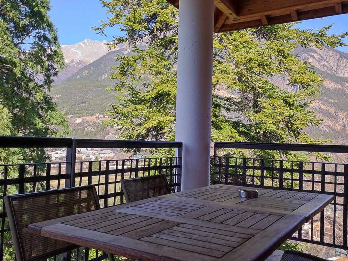 Location de vacances pour 4 personnes, avec piscine et balcon dans le Parc national du Mercantour