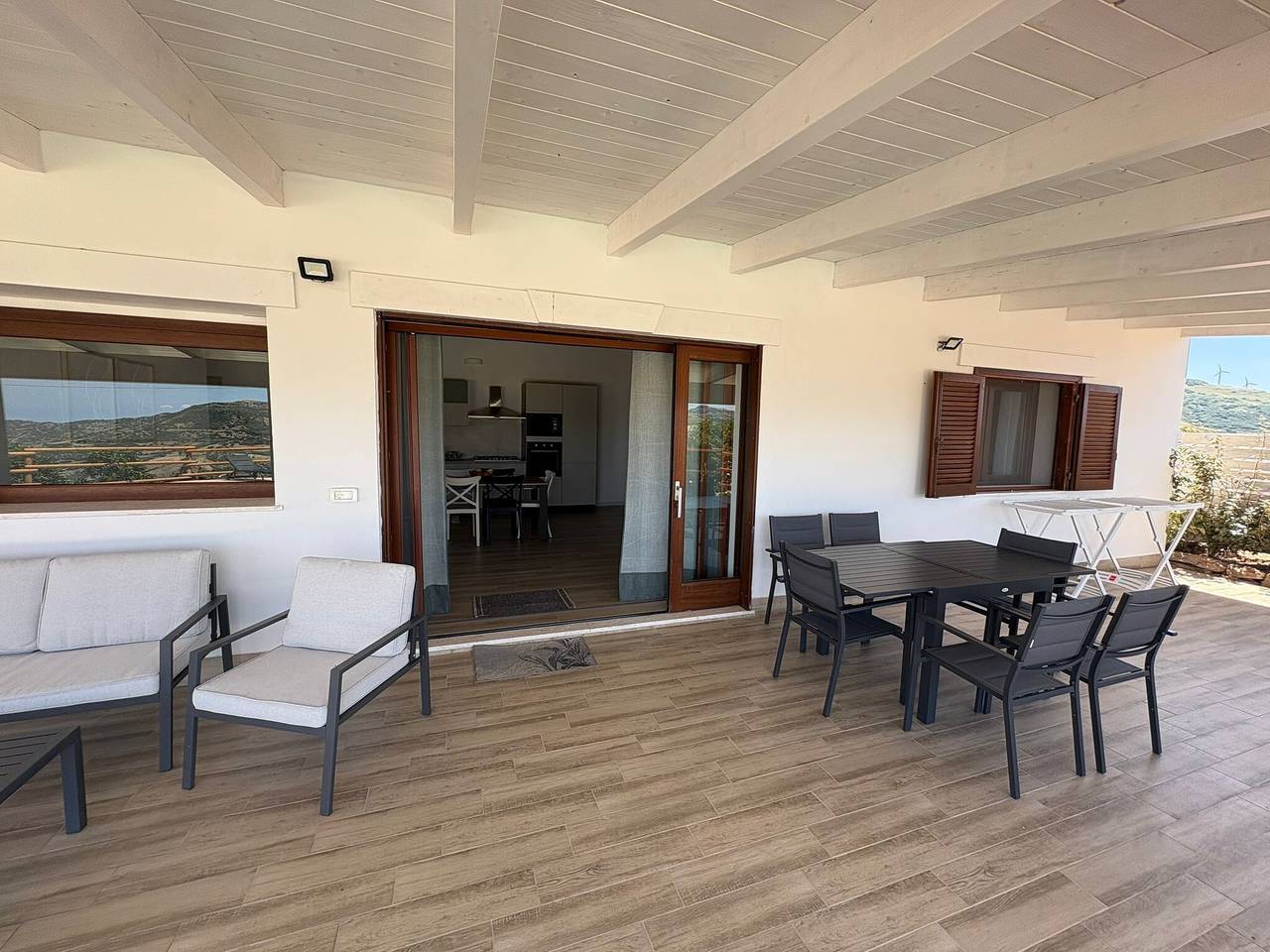 Cottage 'Lorena' mit privatem Infinity-Pool, Panoramablick, Wlan und Klimaanlage in Nulvi, Sassari Provinz