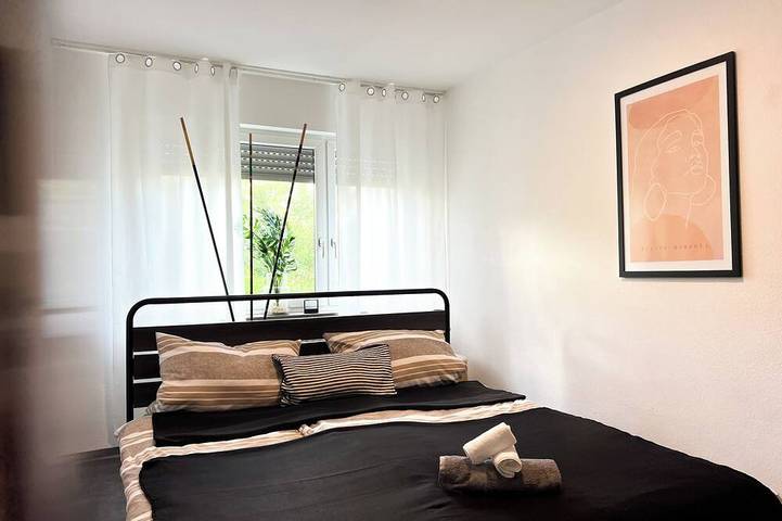 Ganze Wohnung, Gemütlichkeit 2-Zimmer+ Balkon in Unterrombach-Hofherrnweiler (Ostalbkreis), Aalen