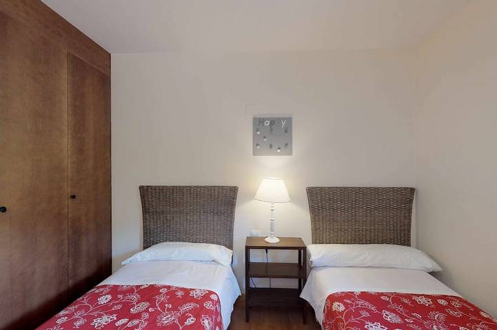 Ganze Wohnung, Los Altos de Escarrilla - Tu Casa en los Pirineos - 2 Dorm y 1 Baños 31Bc in Escarrilla, Sallent de Gállego