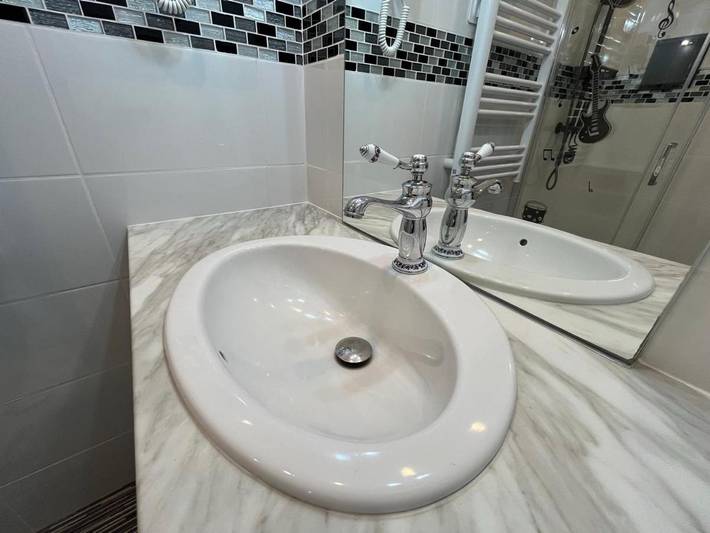 Gîte pour 2 personnes dans Gare De La Bourboule - 2