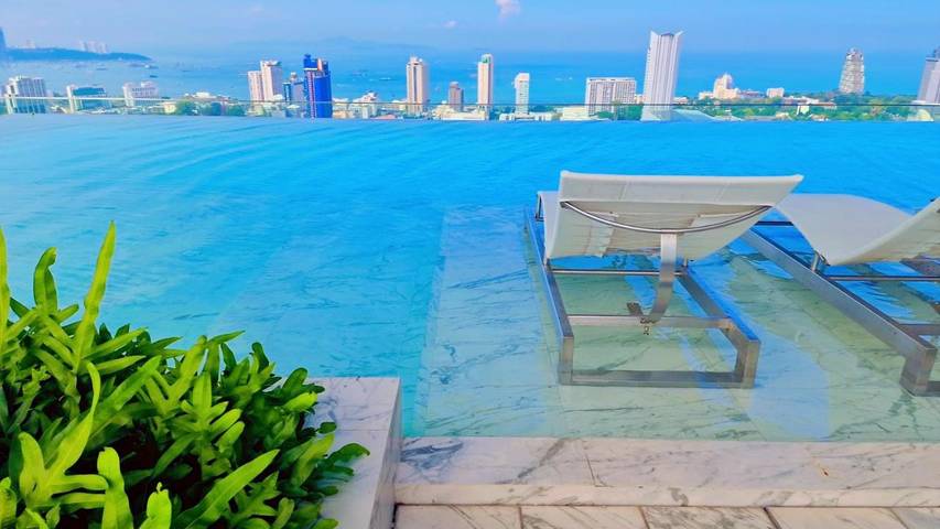 Aparthotel para 2 personas, con jardín además de piscina y balcón - 1