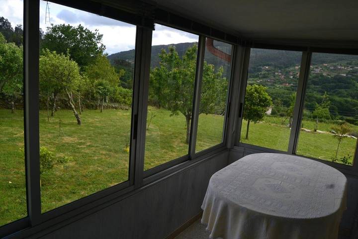 Casa rural para 5 personas, con jardín además de terraza y vistas en Comarca de Vigo - 2