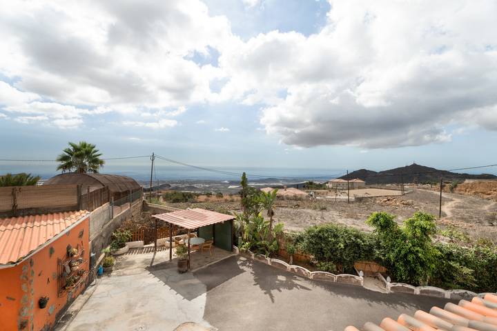 Casa rural para 4 personas, con jardín en San Miguel de Abona