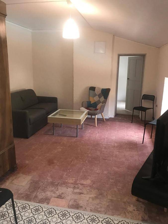 Gîte pour 4 personnes, avec piscine et jardin à Saint-Chinian - 4