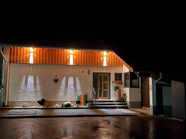 Ferienwohnung für 5 Personen, mit Seeblick und Garten sowie Ausblick und Balkon, kinderfreundlich in Leutkirch im Allgäu - 3