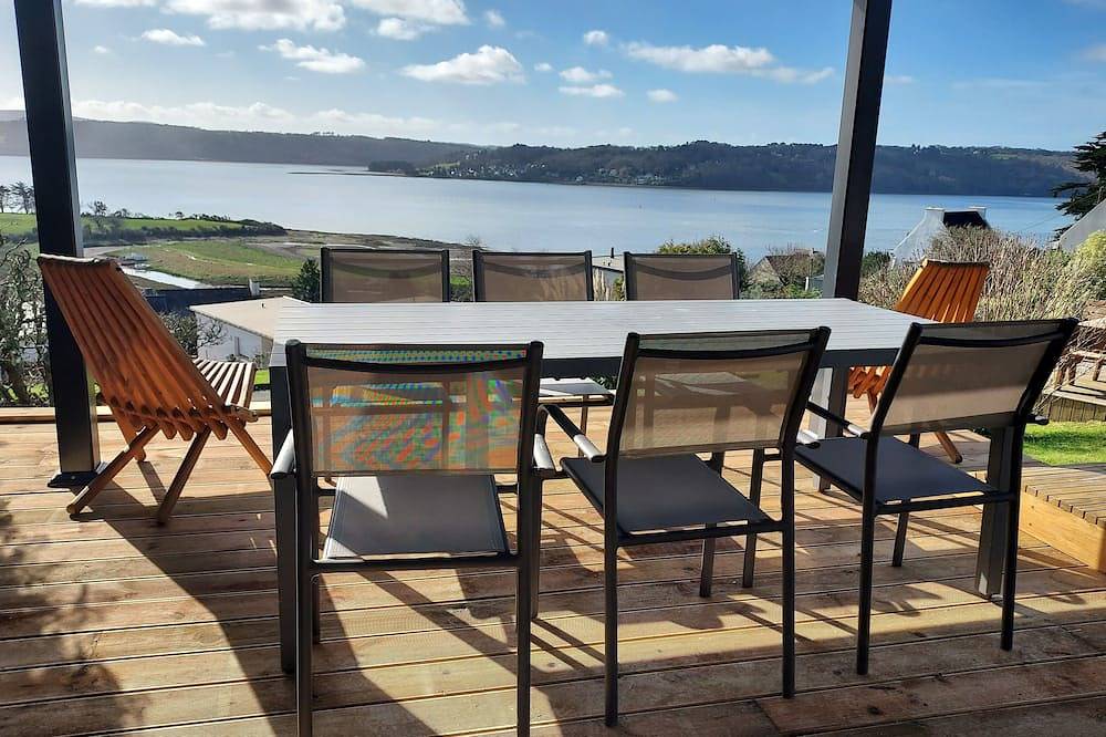 Grande maison familiale, Très belle vue mer, Calme, Confort, Climatisation, Spa, in Hôpital-Camfrout, Région de Brest