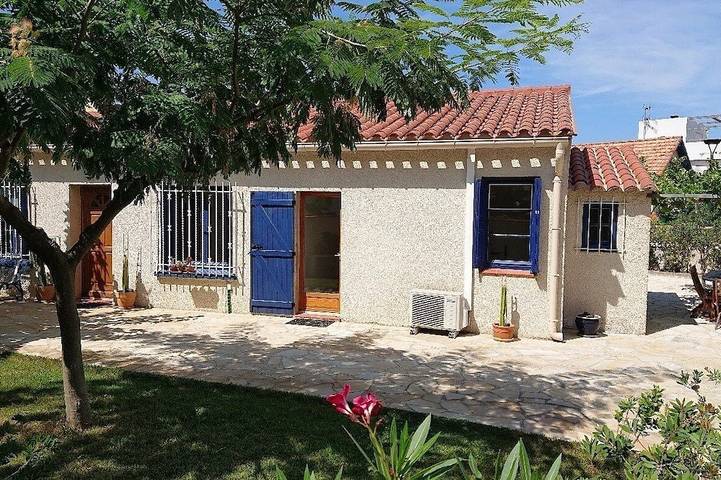 Villa pour 9 personnes, avec jardin et terrasse dans Saint-Cyprien-Plage