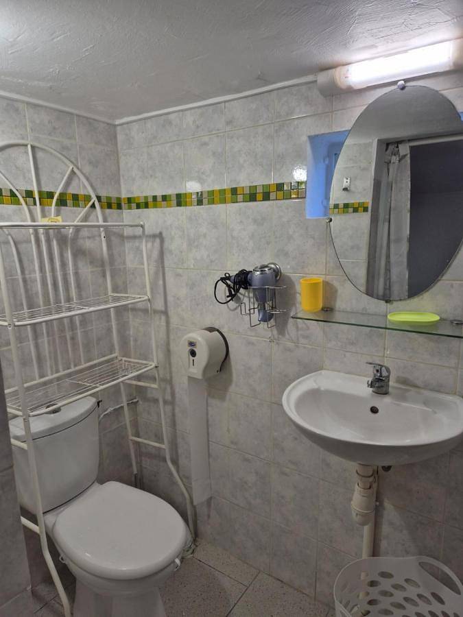 Gîte pour 4 personnes, avec jardin et terrasse à Baillif - 4