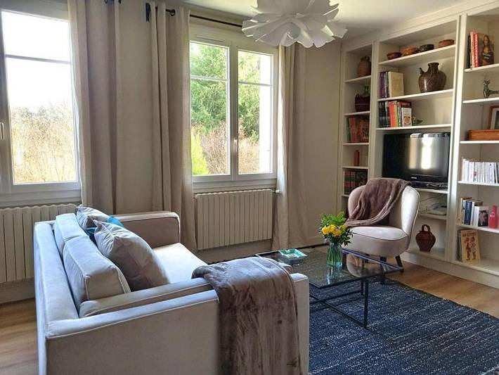 Location de vacances pour 6 personnes, avec jardin à Rosiers-d'Égletons