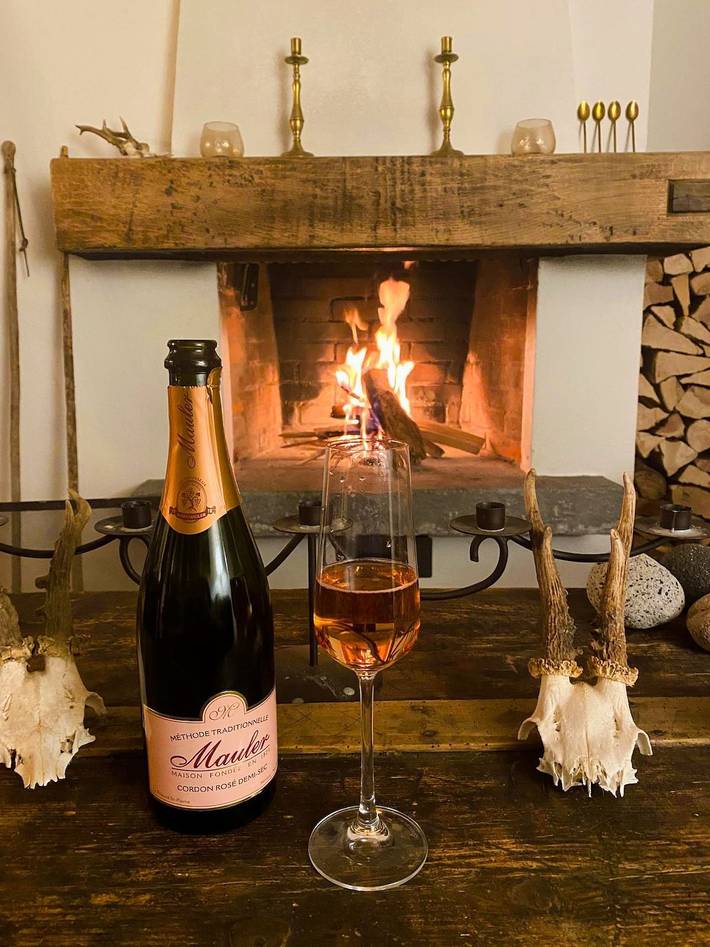 Vakantiewoning voor 9 personen, with tuin and terras as well as whirlpool in Berner Oberland