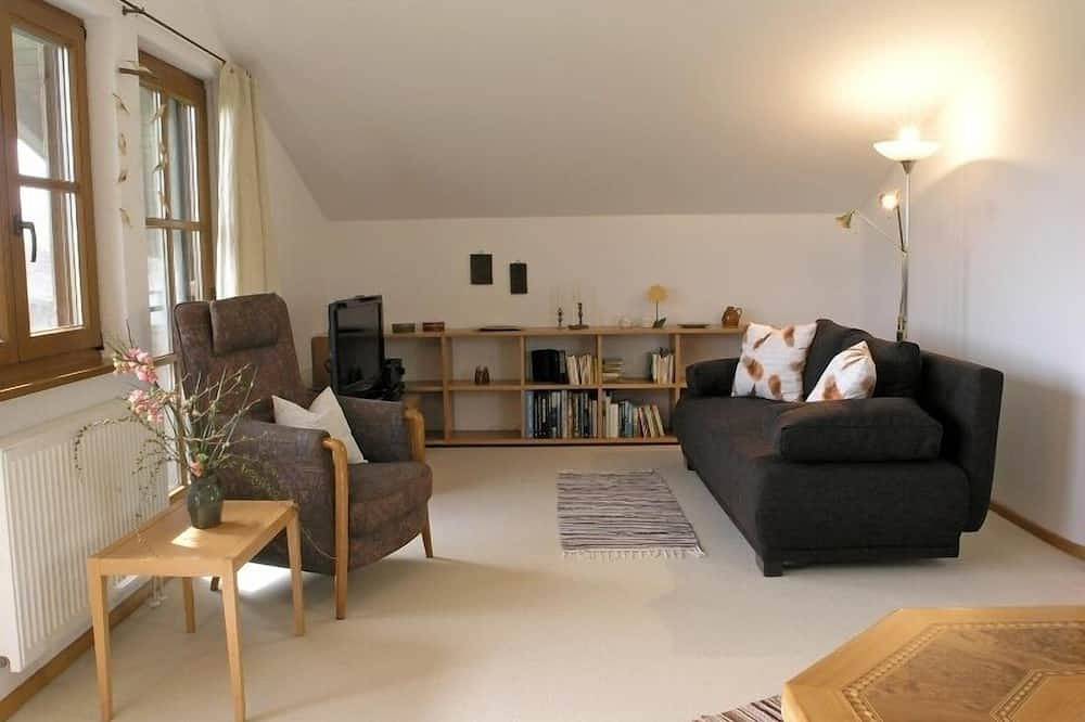 Ganze Wohnung, Ferienwohnung Nr. 2 mit 50 qm in Gollenshausen am Chiemsee, Gstadt am Chiemsee