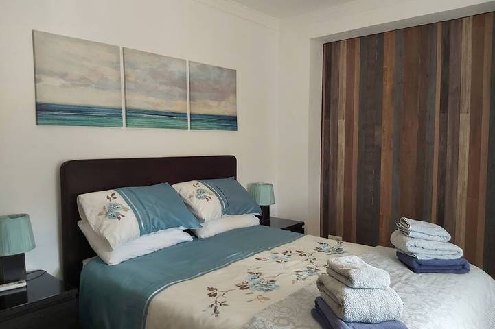 Huge Accessible Group Villa ,No Chlorine Pool, Hot Tub Games area,Cinema Room in Fuente del Conde, Iznájar