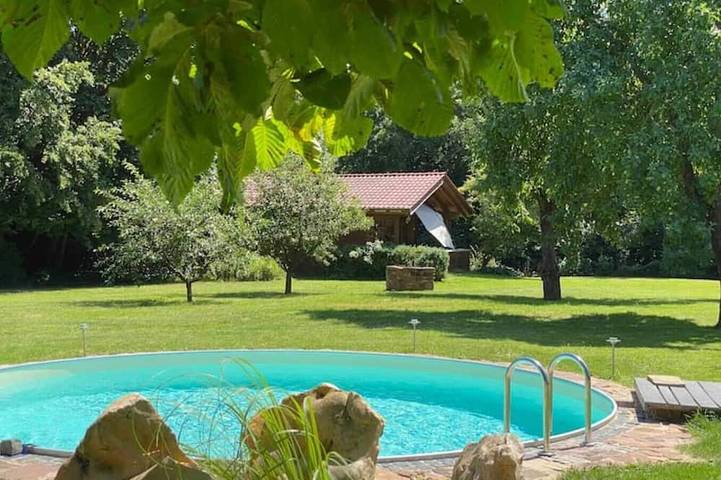 Cottage für 2 Personen, mit Terrasse und Garten