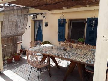 Location de vacances pour 4 personnes, avec vue et jardin à Breil-sur-Roya