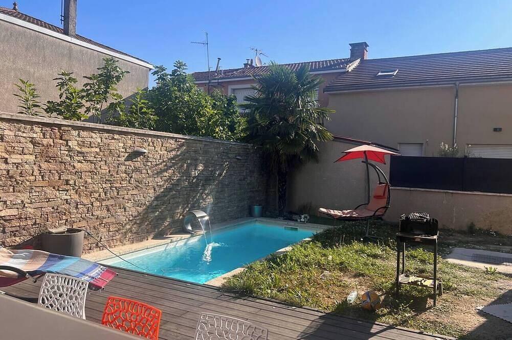 Maison moderne et spacieuse avec piscine in Villeurbanne, Lyon et ses environs