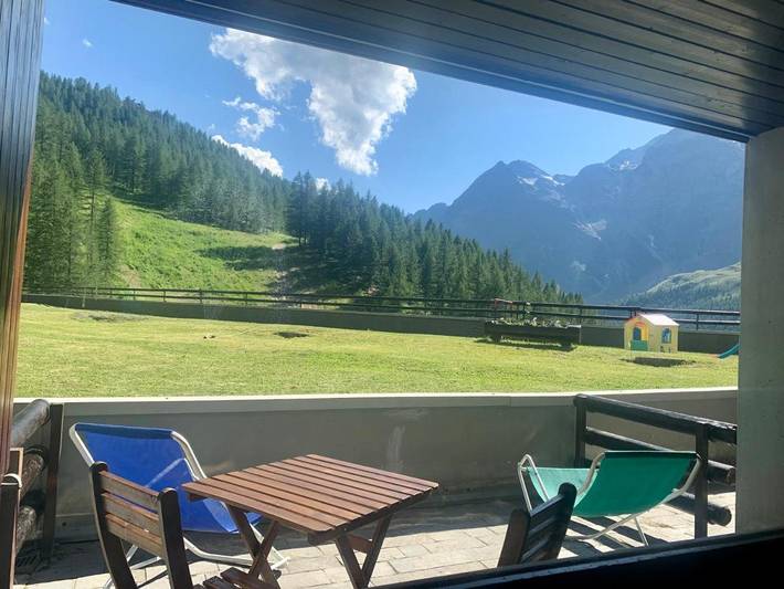 Ferienwohnung für 3 Personen, mit Terrasse und Garten sowie Ausblick
