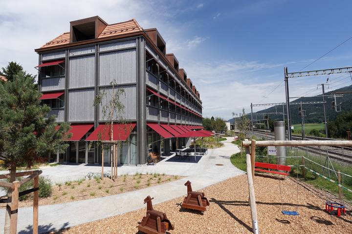 Hôtel pour 2 personnes, avec sauna et balcon, adapté aux familles à Saint-Imier