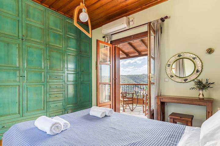 Villa Papearethos - Erstaunliche Villa mit privatem Pool in Sporaden