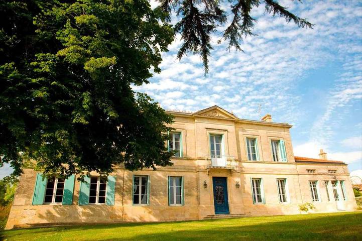 Chambre d’hôte pour 3 personnes, avec piscine et jardin, animaux acceptés